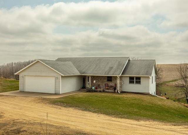Property at 5995 Section Line Rd, Dodgeville, WI 53533, 5 beds, 3 baths