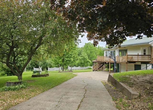 Property at 333 West Ave, Seneca, WI 54654, 3 beds, 2 baths