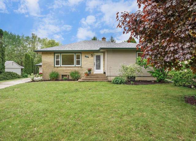 Property at 3910 Zeno St, Madison, WI 53704, 2 beds, 1 bath