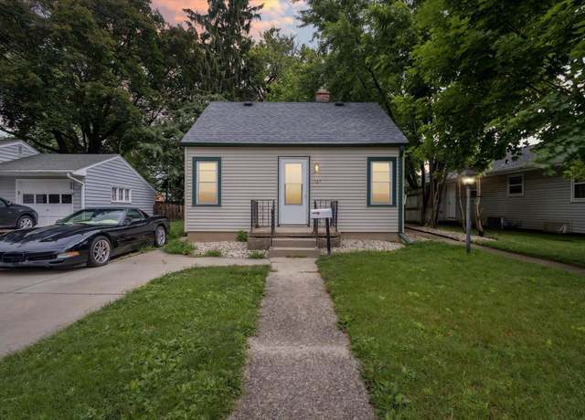 Property at 1237 Sherman Ave, Janesville, WI 53545, 3 beds, 1 bath