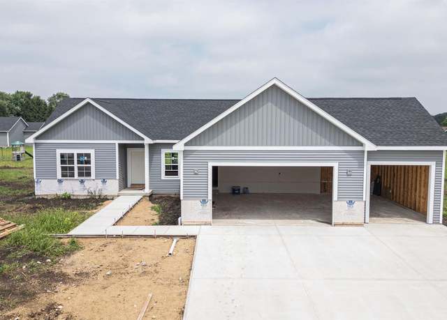 Property at 118 E Evergreen Ln, Milton, WI 53563, 3 beds, 2 baths