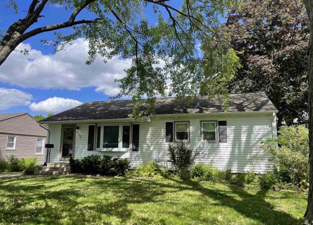 Property at 4605 Camden Rd, Madison, WI 53716, 3 beds, 1 bath