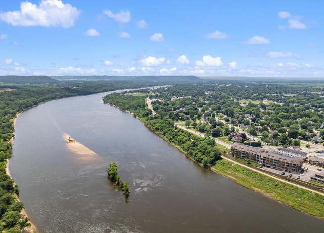 Property at 440 Water St #112, Prairie Du Sac, WI 53578, 2 beds, 2 baths