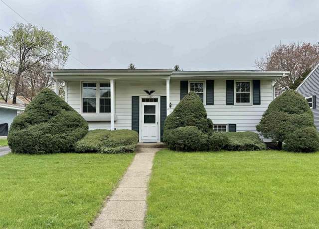 Property at 1609 Burton St, Beloit, WI 53511, 3 beds, 1.5 baths