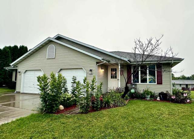 Property at 1124-1126 Brown Dr, Milton, WI 53563, 6 beds, 3 baths
