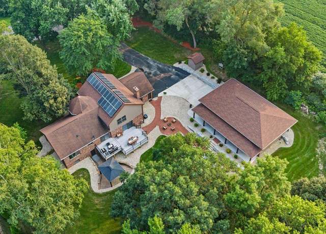 Property at 2127 Vintage Dr, Fitchburg, WI 53575, 3 beds, 2.5 baths