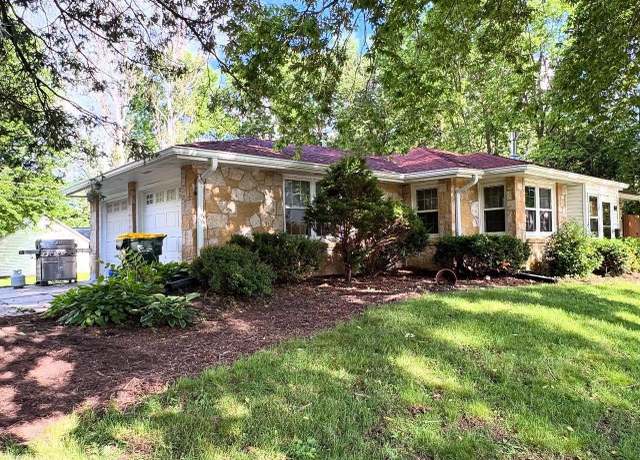 Property at 414 Washington St, Sauk City, WI 53583, 3 beds, 2 baths