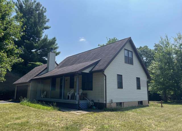 Property at 877 Elk Ave, Adams, WI 53910, 3 beds, 1 bath
