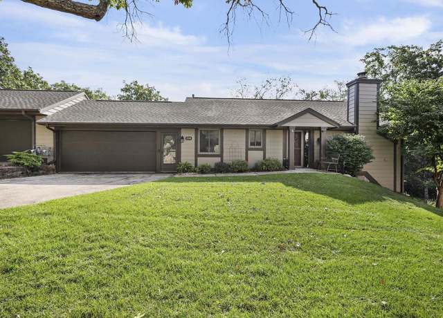 Property at 216 Shady Oak Ct, Janesville, WI 53548, 3 beds, 3 baths