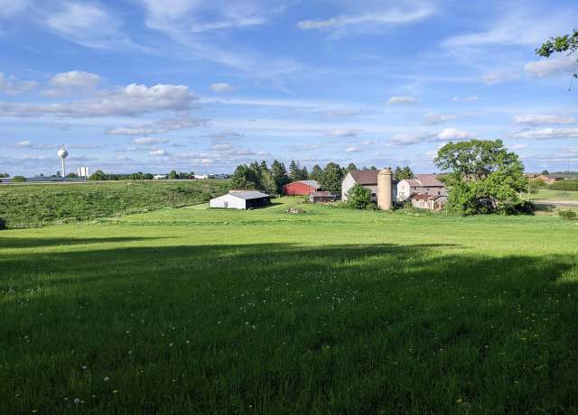 Property at 2000 Columbus St, Sun Prairie, WI 53590