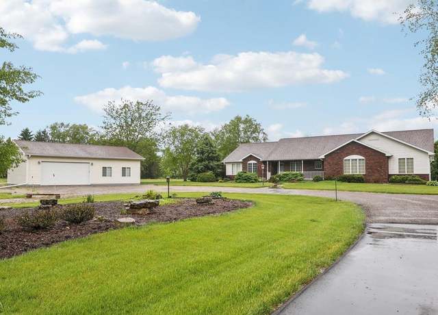 Property at 615 Jefferson St, Waterloo, WI 53594, 3 beds, 3 baths