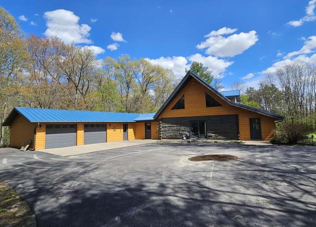 Property at 28163 Epic Ave, Tomah, WI 54660, 3 beds, 2 baths