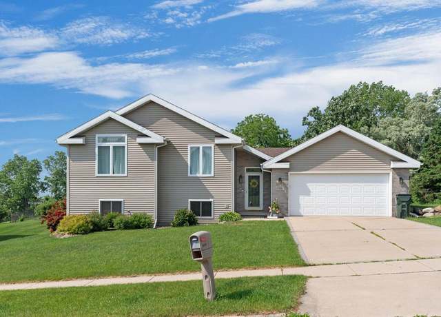 Property at 10889 Smokey Mountain Trl, Blue Mounds, WI 53517, 3 beds, 2 baths