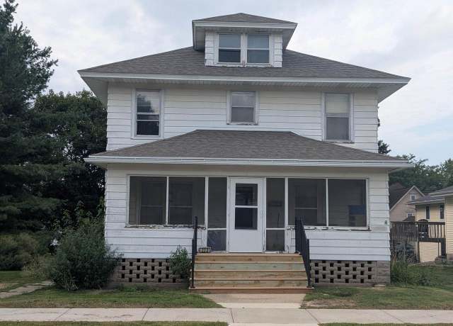 Property at 223 State St, Oregon, WI 53575, 3 beds, 1 bath