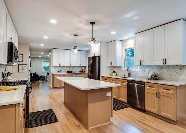 Property at 2905 Post Rd, Madison, WI 53713, 3 beds, 2.5 baths