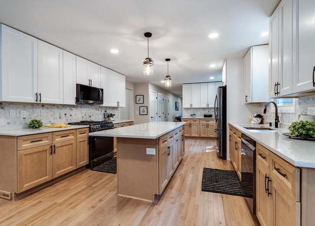 Property at 2905 Post Rd, Madison, WI 53713, 3 beds, 2.5 baths