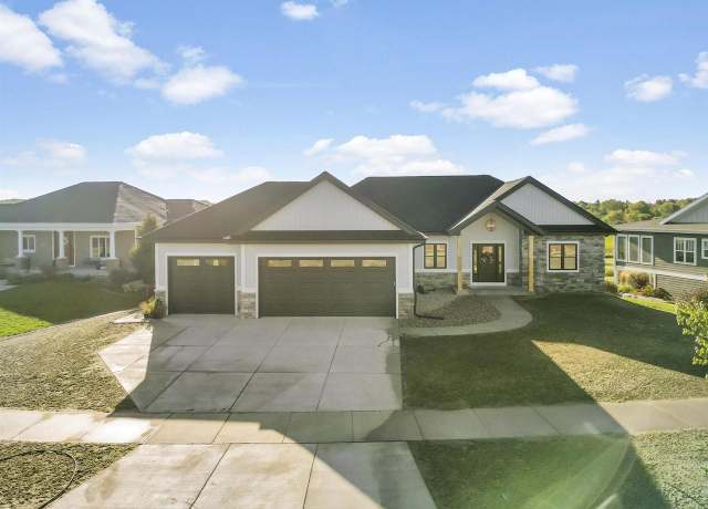 Property at 4098 Hanover Dr, Deforest, WI 53532, 5 beds, 3.5 baths