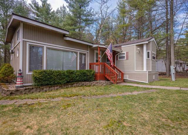 Property at 134 Glen View Dr #44, Wisconsin Dells, WI 53965, 1 bed, 2 baths