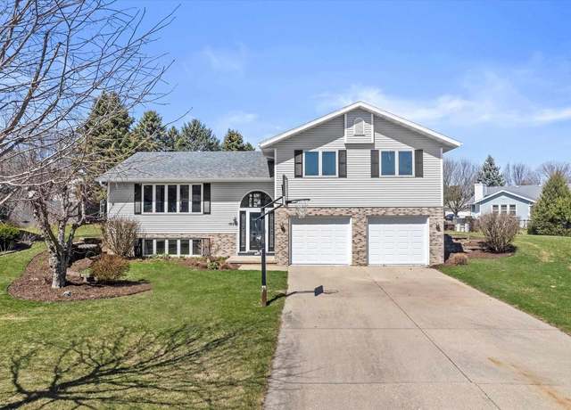 Property at 1628 Fireside Ct, Sun Prairie, WI 53590, 3 beds, 3 baths