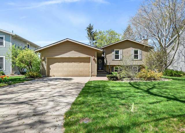 Property at 3030 Greenway Trl, Madison, WI 53719, 3 beds, 2 baths