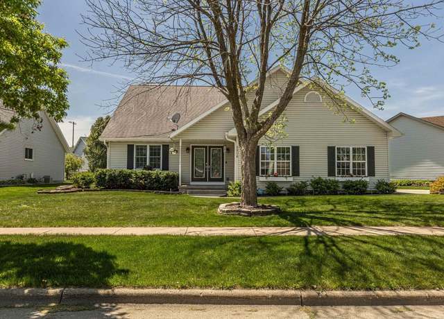 Property at 2806 1st St, Monroe, WI 53566, 3 beds, 2.5 baths