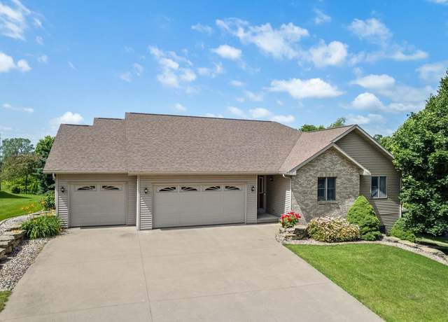 Property at 1601 Raspberry Ln, Mount Horeb, WI 53572, 5 beds, 3 baths