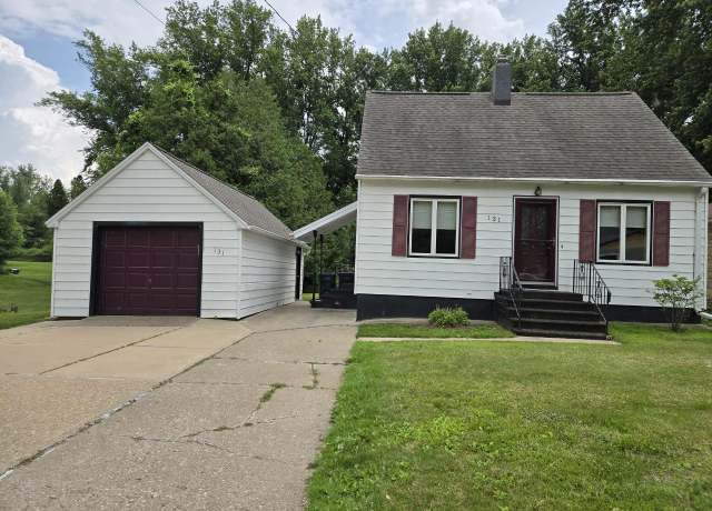 Property at 131 Crestview Ln, Nekoosa, WI 54457, 3 beds, 1 bath