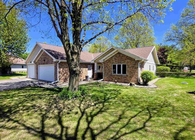 Property at 11 Saukdale Trl, Madison, WI 53717, 2 beds, 2 baths