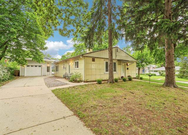 Property at 3553 Heather Crst, Madison, WI 53705, 3 beds, 1 bath