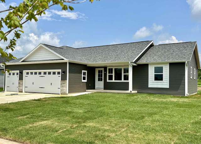 Property at 2931 Ridgeline Dr, Portage, WI 53901, 4 beds, 2 baths