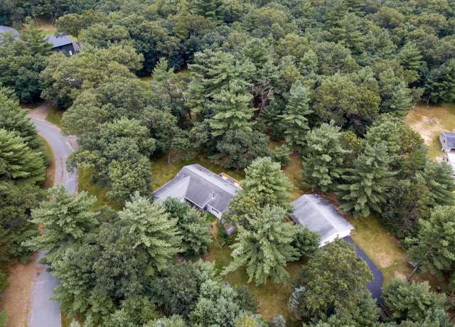 Property at N6893 Sandstone Dr, Mauston, WI 53948, 3 beds, 3 baths
