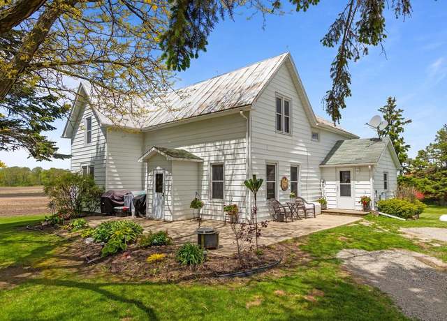 Property at W13549 Reeds Corners Rd, Ripon, WI 54971, 4 beds, 2 baths