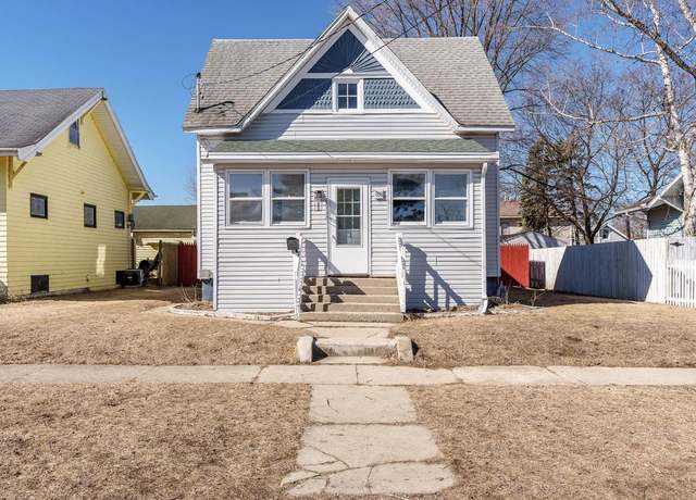 Property at 808 Lincoln Ave, Beloit, WI 53511, 3 beds, 1 bath
