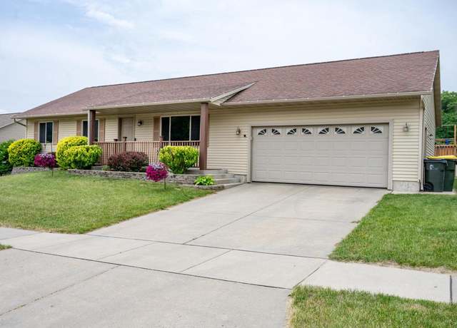 Property at 2371 Doris Rd, Reedsburg, WI 53959, 4 beds, 2 baths