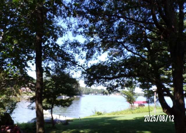 Property at 1087 E Queens Way, Nekoosa, WI 54457