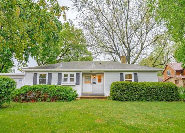 Property at 4801 Mineral Point Rd, Madison, WI 53705, 3 beds, 2 baths