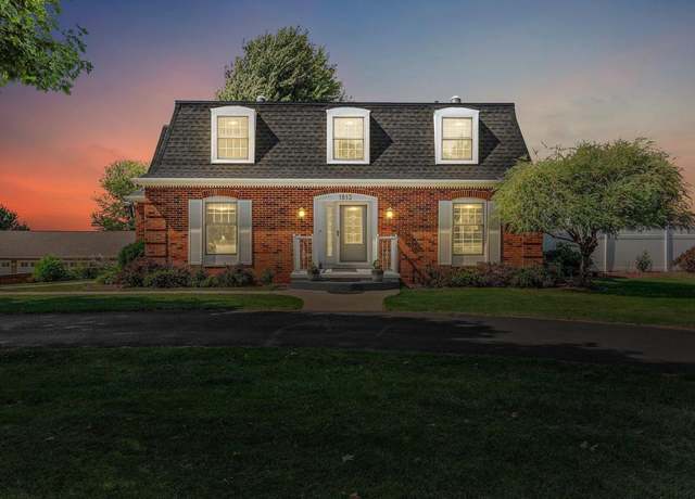 Property at 1813 Skyline Dr, Stoughton, WI 53589, 4 beds, 2.5 baths