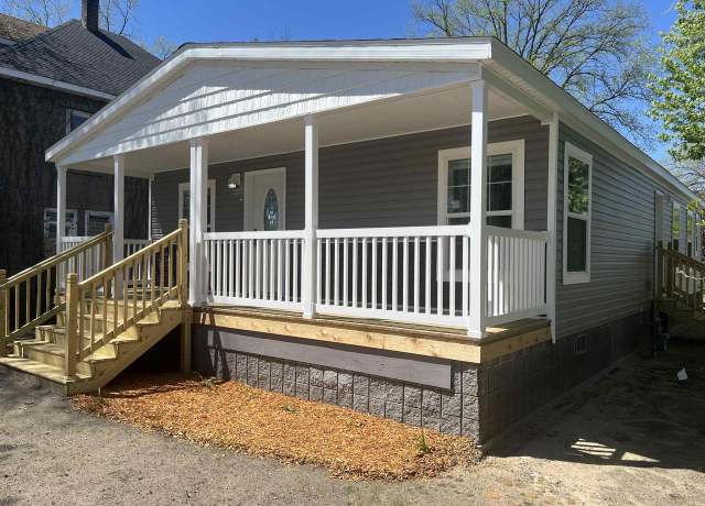 Property at 409 S Linden St, Adams, WI 53910, 3 beds, 2 baths