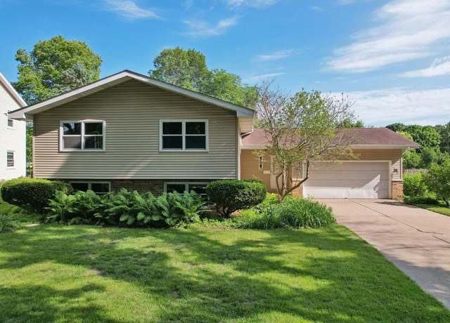 Property at 6413 Jacobs Way, Madison, WI 53711, 5 beds, 2.5 baths