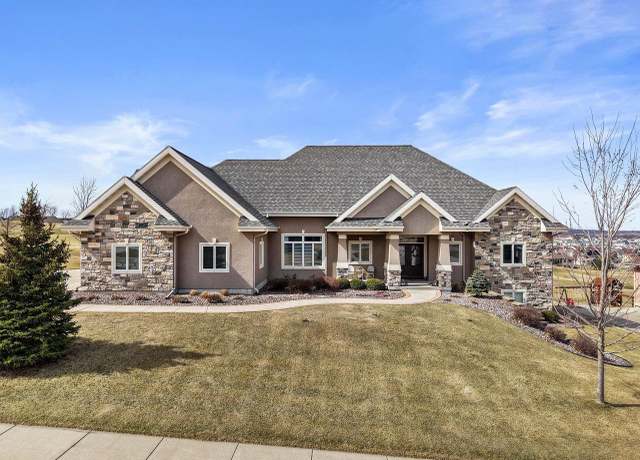 Property at 935 Carnoustie Way, Oregon, WI 53575, 4 beds, 3 baths
