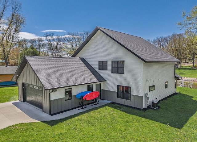 Property at S952 W Redstone Dr, La Valle, WI 53941, 3 beds, 2.5 baths