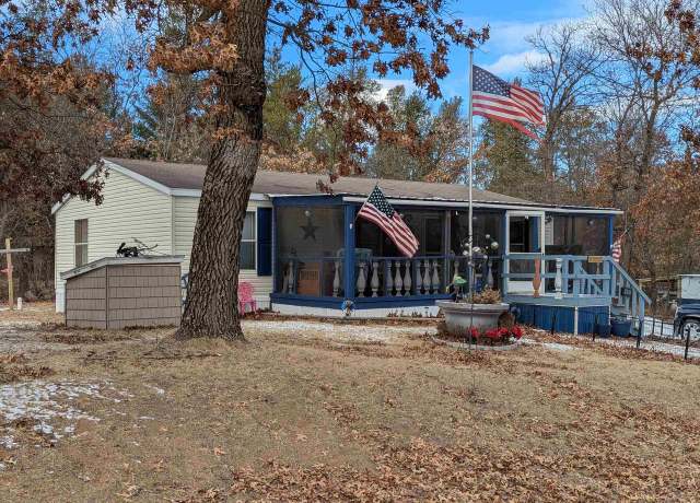 Property at 1697 13th Ln, Friendship, WI 53934, 3 beds, 2 baths