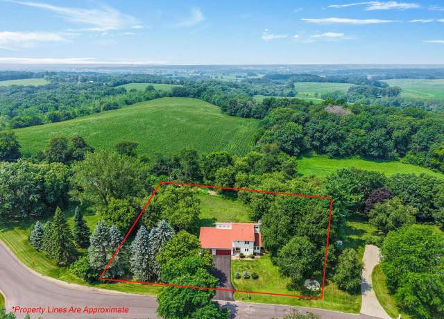 Property at 1507 Partridge Hill Dr, Oregon, WI 53575, 4 beds, 3 baths