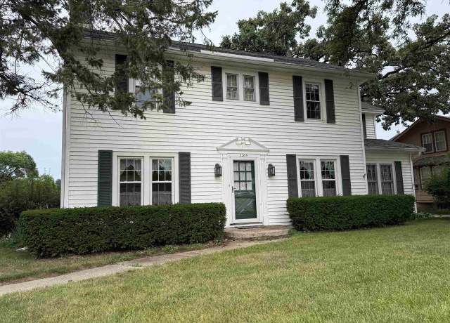 Property at 1263 N Parker Dr, Janesville, WI 53545, 4 beds, 2 baths