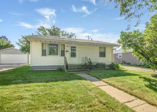 Property at 125 Silver Rd, Madison, WI 53714, 3 beds, 1 bath