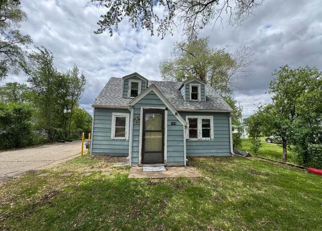 Property at 1946 S Mound Ave, Beloit, WI 53511, 2 beds, 1 bath