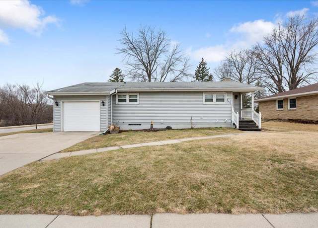Property at 210 Pleasant Dr, Waunakee, WI 53597, 2 beds, 2 baths