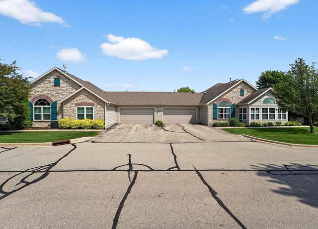 Property at 845 Birchwood Trl, Sun Prairie, WI 53590, 2 beds, 2 baths