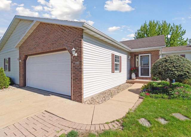Property at 997 New Hampton Dr, Oregon, WI 53575, 3 beds, 2.5 baths