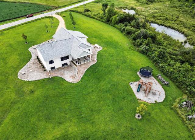 Property at W8722 County Road B, Poynette, WI 53955, 5 beds, 3 baths